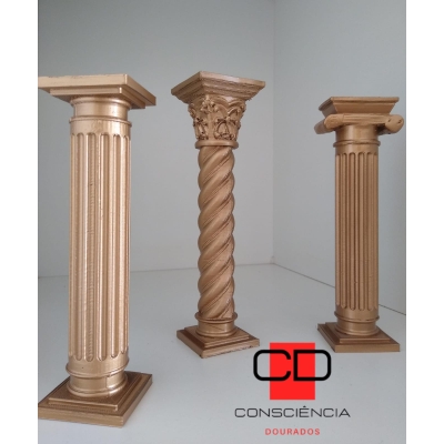 ESTATUETA COLUNAS DOURADAS